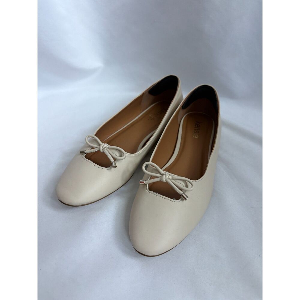 Kensie Alicia Ballet Flats Size 8.5/9 Beige Classy Bows Girly Coquette Feminine